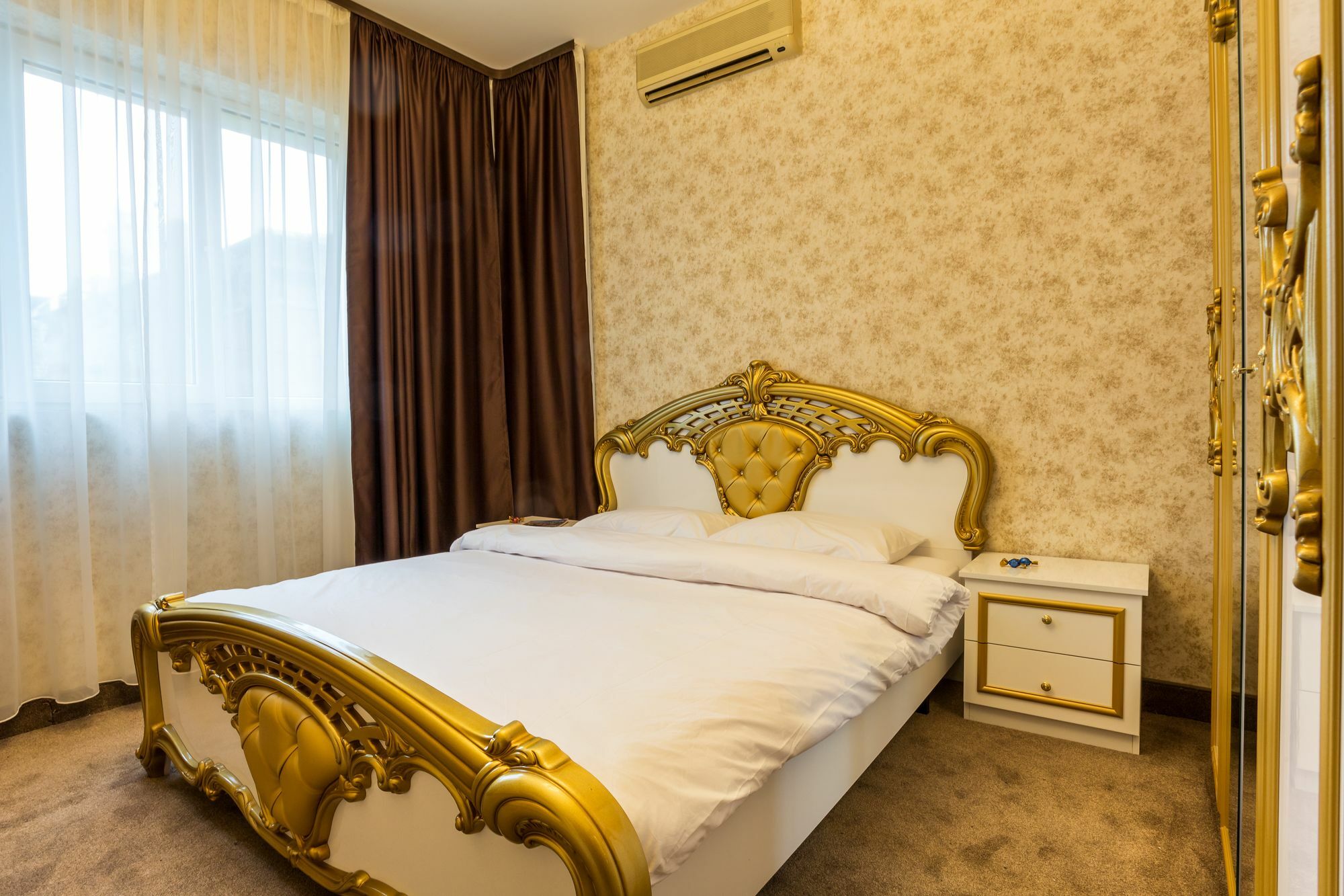Deluxe Suite Sofia Exterior photo