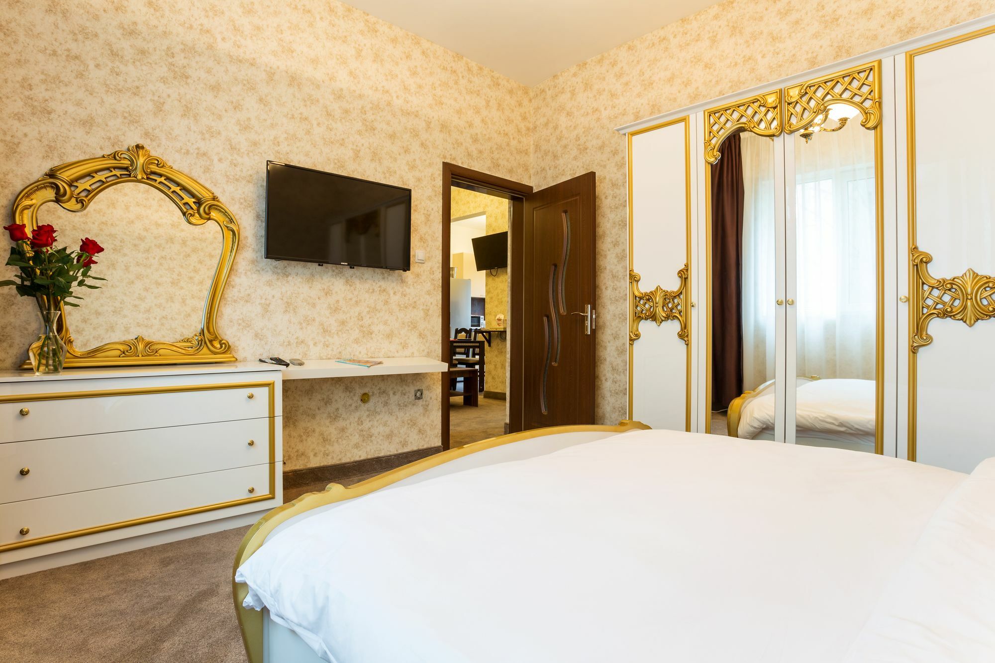 Deluxe Suite Sofia Exterior photo